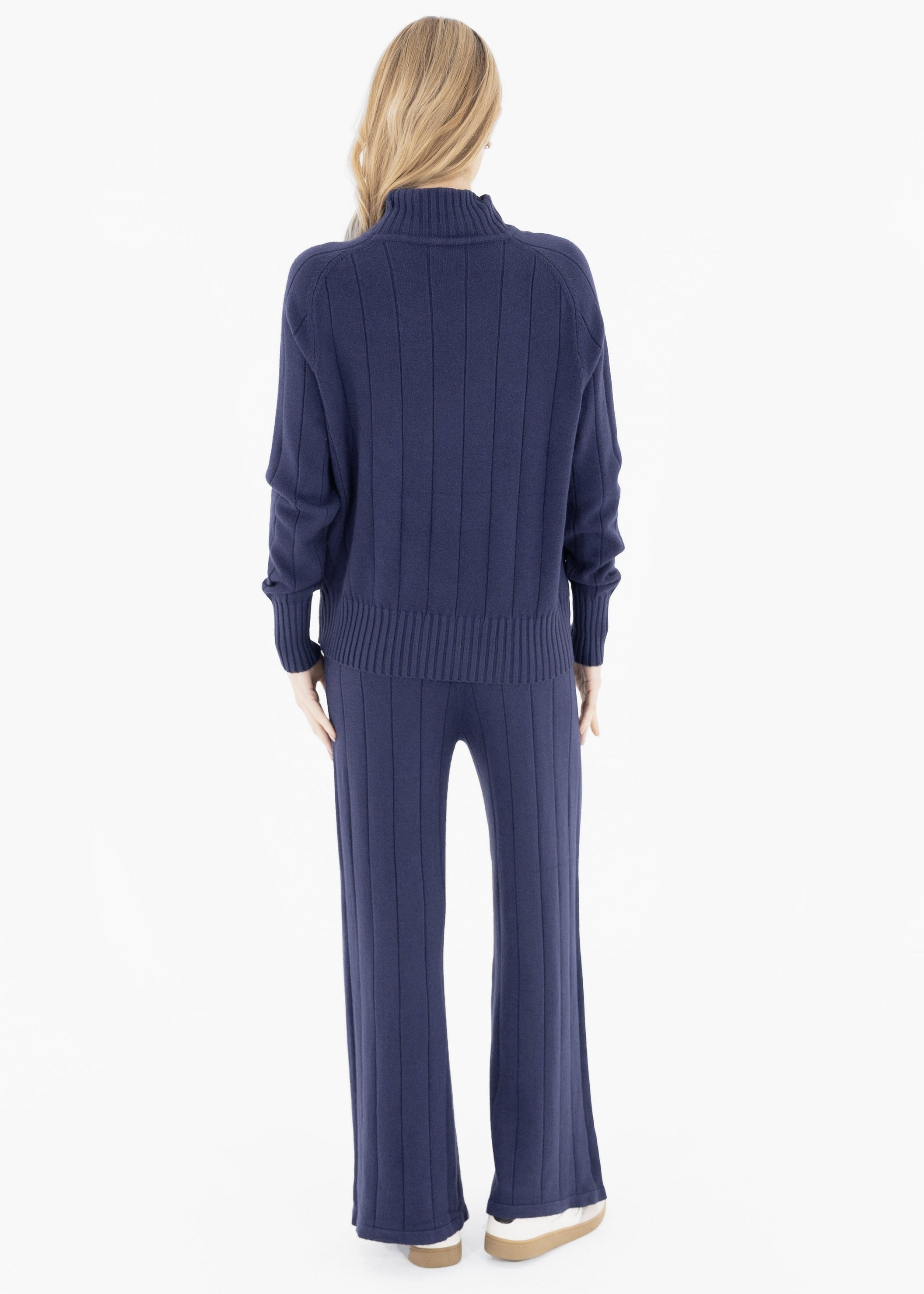 Knitted Turtle Neck Set