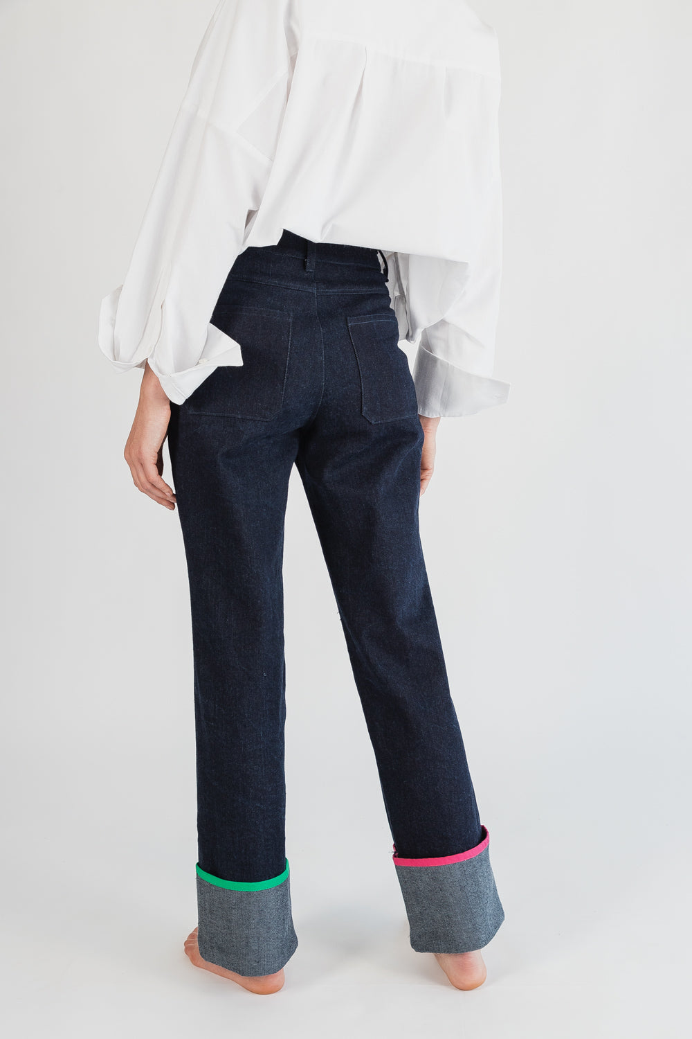 Un par de jeans cómodos y duraderos. moda sustentable Hecho en méxico 